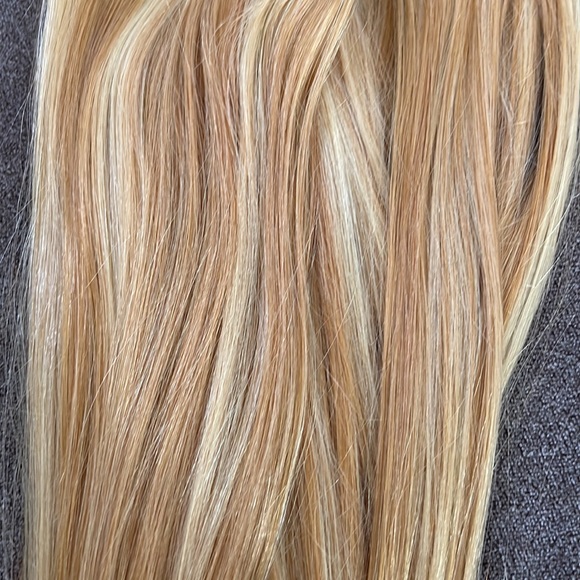 NEW 20” #P16/613 BTB 100% human hair clip extensions - Picture 7 of 10